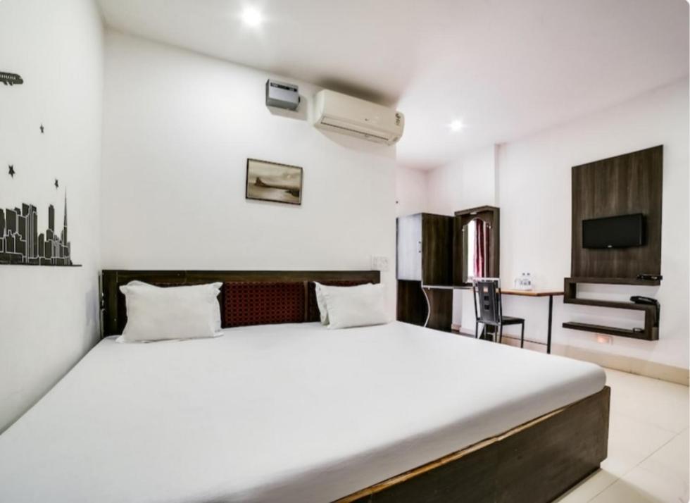 Hotel Executive Inn Hailakandi Extérieur photo