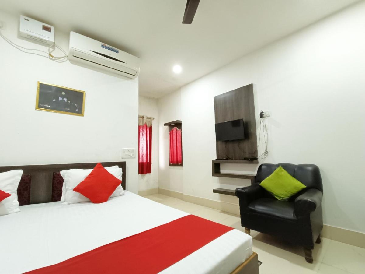 Hotel Executive Inn Hailakandi Extérieur photo