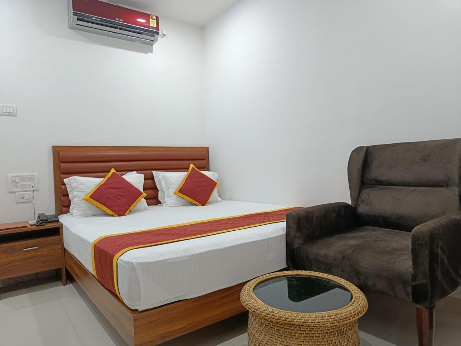 Hotel Executive Inn Hailakandi Extérieur photo