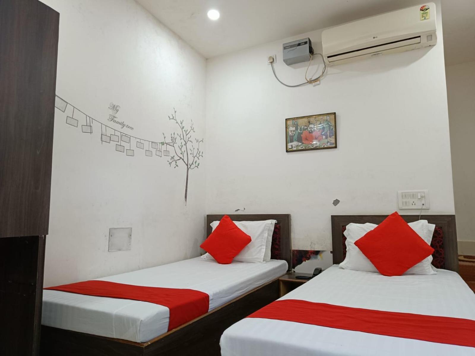 Hotel Executive Inn Hailakandi Extérieur photo