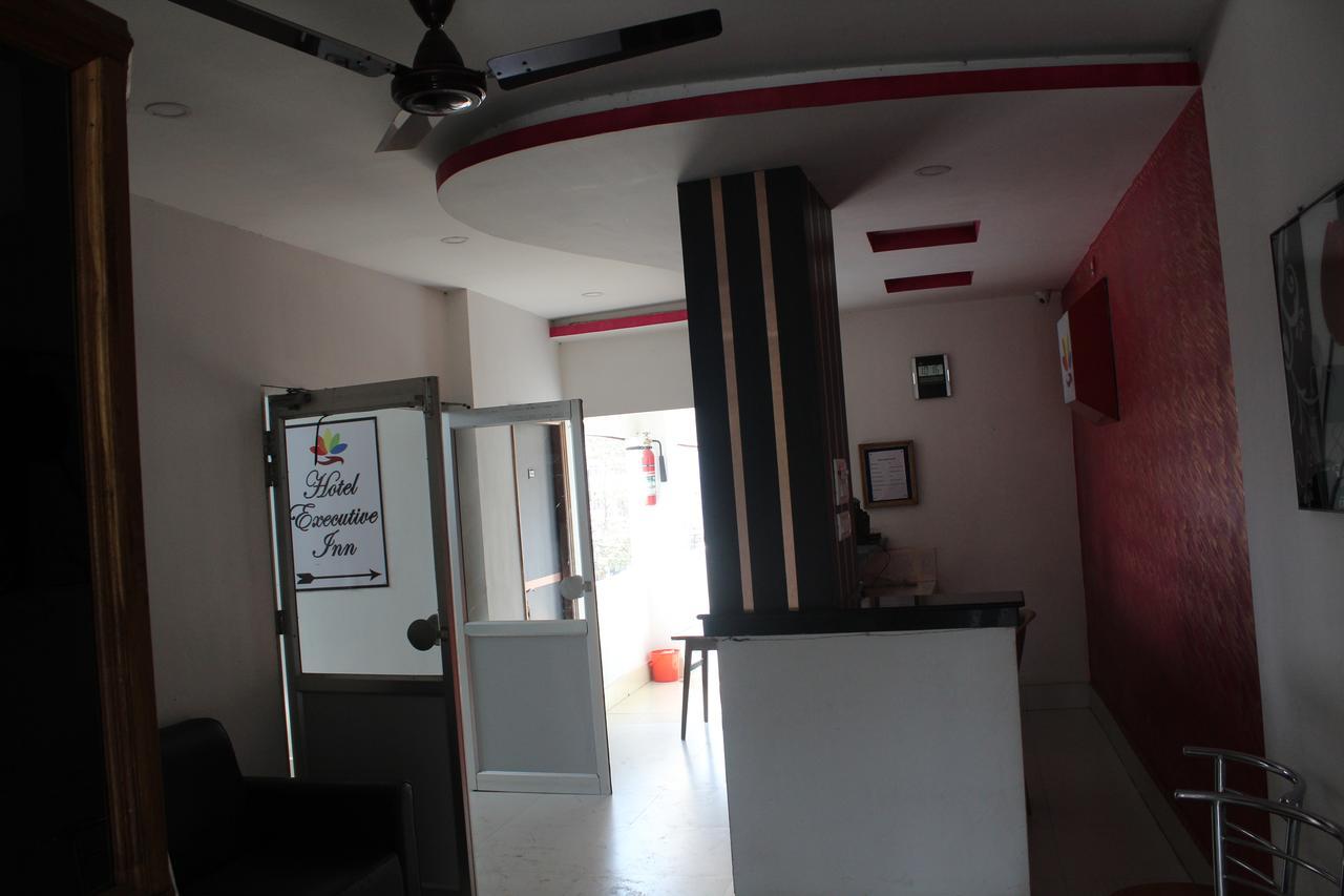 Hotel Executive Inn Hailakandi Extérieur photo